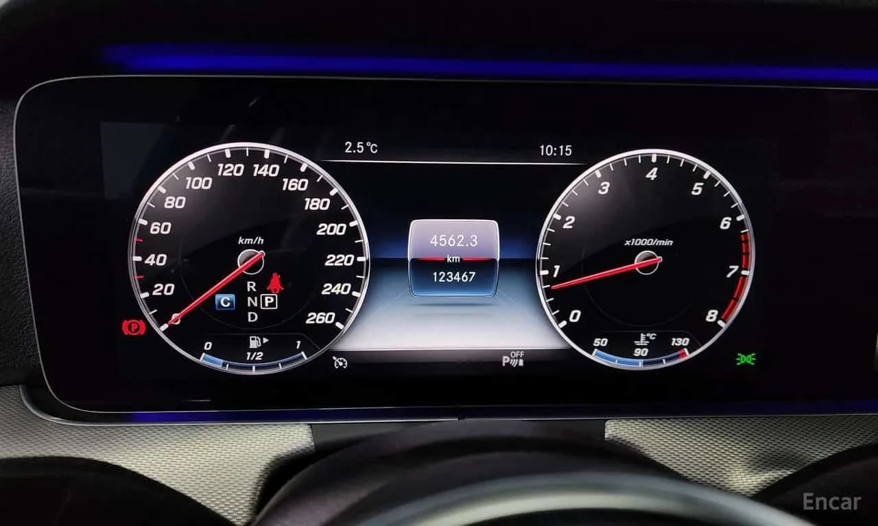 Mercedes-Benz E 300  AMG Line * ��������� * HUD * ���� �� �� *  | Mobile.bg � ����������� 9