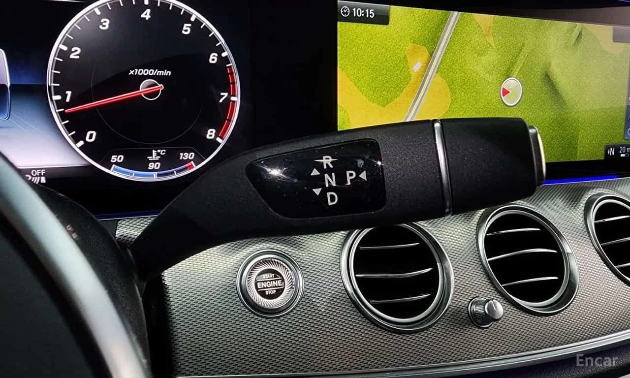 Mercedes-Benz E 300  AMG Line * ��������� * HUD * ���� �� �� *  | Mobile.bg � ����������� 14
