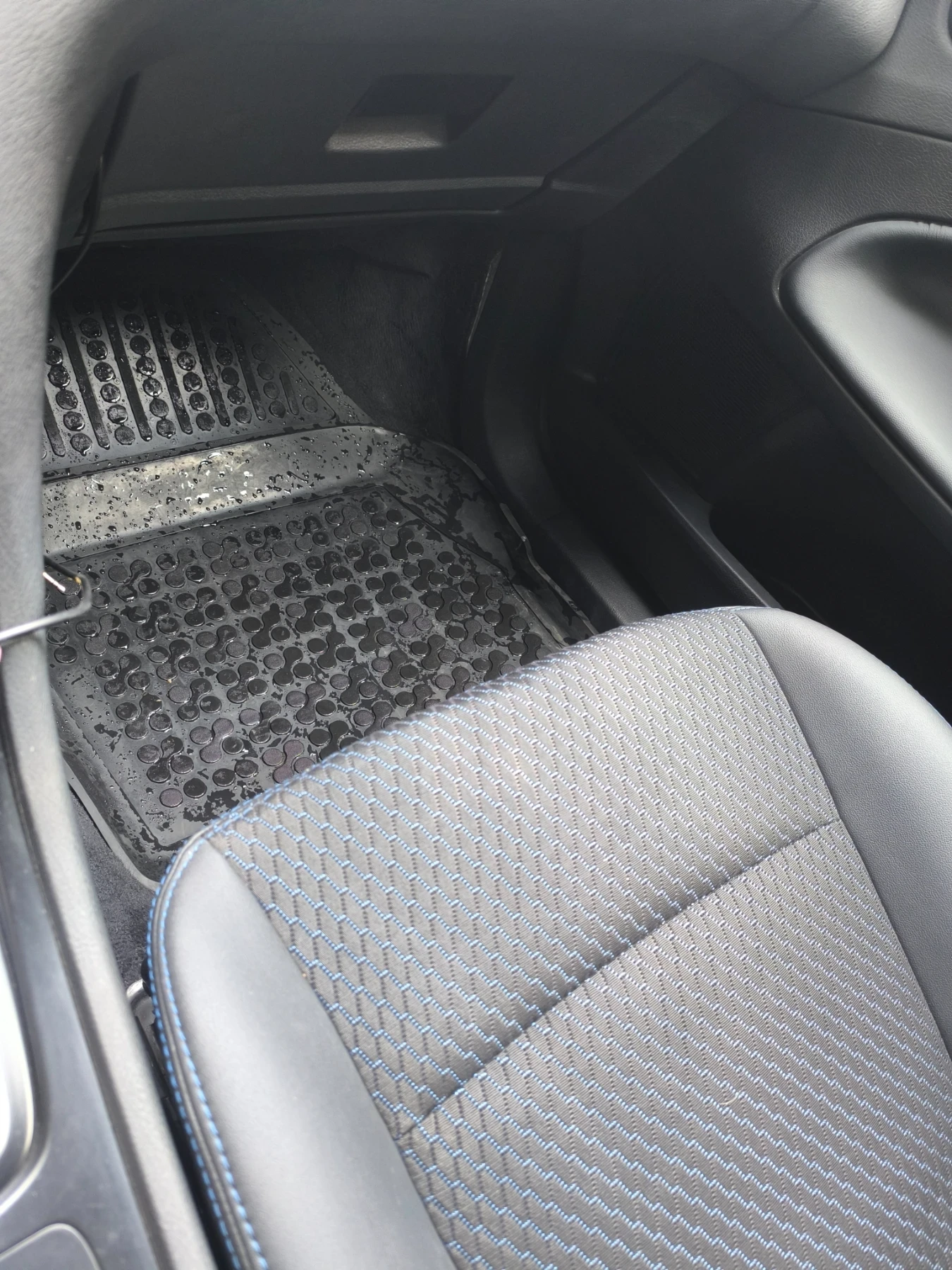 Ford Mondeo 2000 diesel, снимка 11 - Автомобили и джипове - 56578073