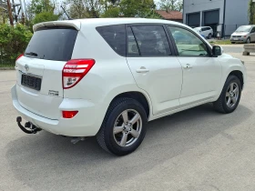 Toyota Rav4 2.2D4d 4x4 6ск. НАВИ* КОЖА* ПОДГРЕВ* KEYLESS, снимка 5
