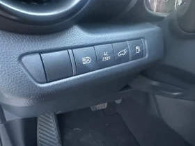 Toyota C-HR 2.0 PHEV, снимка 13