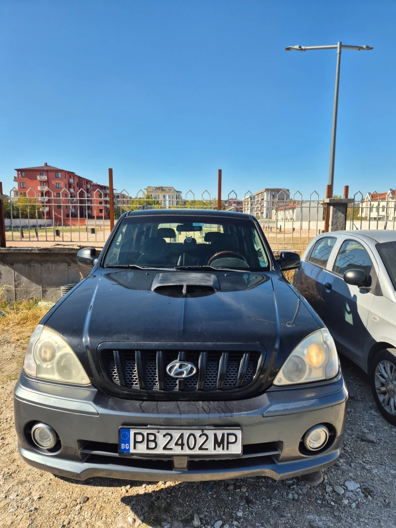 Hyundai Terracan Swiss edition 163 hp 4x4, снимка 1 - Автомобили и джипове - 47668834