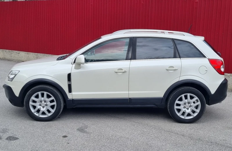 Opel Antara 4x4 2.4 Газ/Бензин Италия, снимка 8 - Автомобили и джипове - 49321928