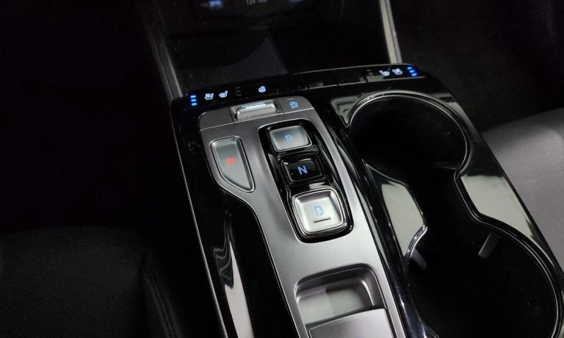 Hyundai Tucson Gasoline 1.6 Turbo 2WD Modern, снимка 9 - Автомобили и джипове - 52069562