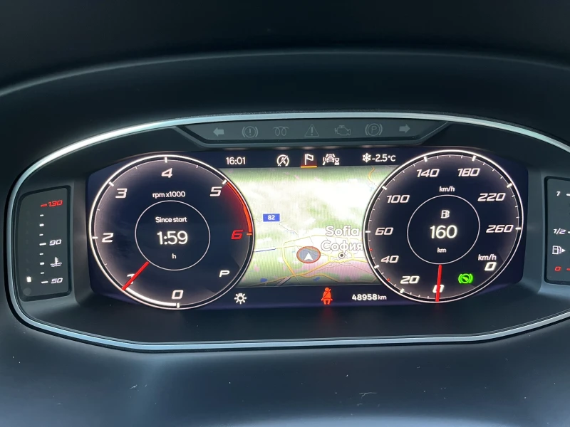 Seat Ateca 2.0 TDI 4Drive Автоматик от България, снимка 13 - Автомобили и джипове - 52996337