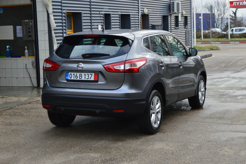 Nissan Qashqai 1.6dci 131Kk.c. 4x4ACENTA, снимка 13 - Автомобили и джипове - 53187786