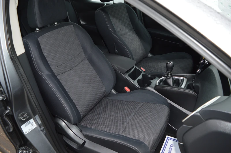 Nissan Qashqai 1.6dci 131Kk.c. 4x4ACENTA, снимка 17 - Автомобили и джипове - 53187786