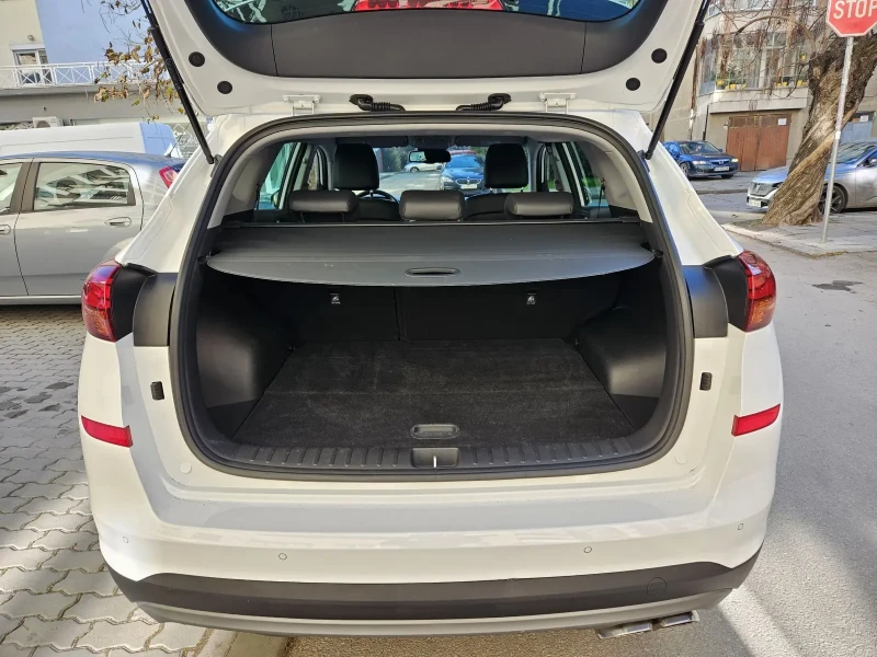 Hyundai Tucson FACELIFT 1.6 TGDI 4X4 177PS AUTOMAT 7 99000KM, снимка 13 - Автомобили и джипове - 53254080