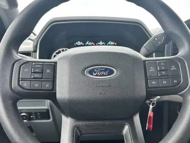 Ford F150 XL 4WD SuperCrew * Подгреви * Carfax, снимка 12 - Автомобили и джипове - 53534886