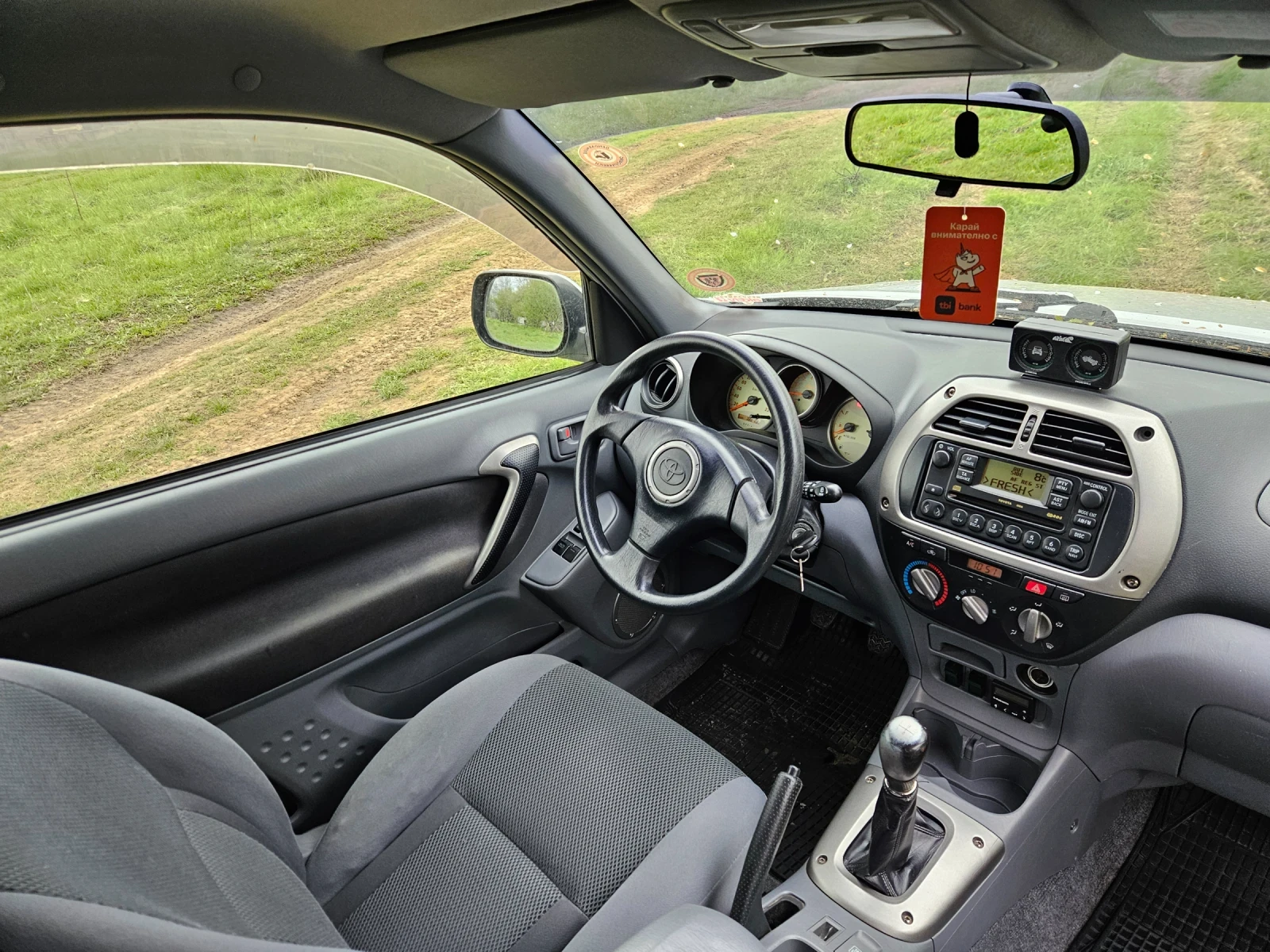 Toyota Rav4 2.0VVT-I  - изображение 10