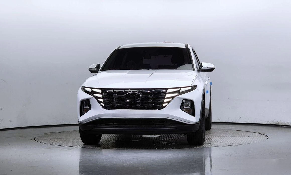 Hyundai Tucson Gasoline 1.6 Turbo 2WD Modern - изображение 3