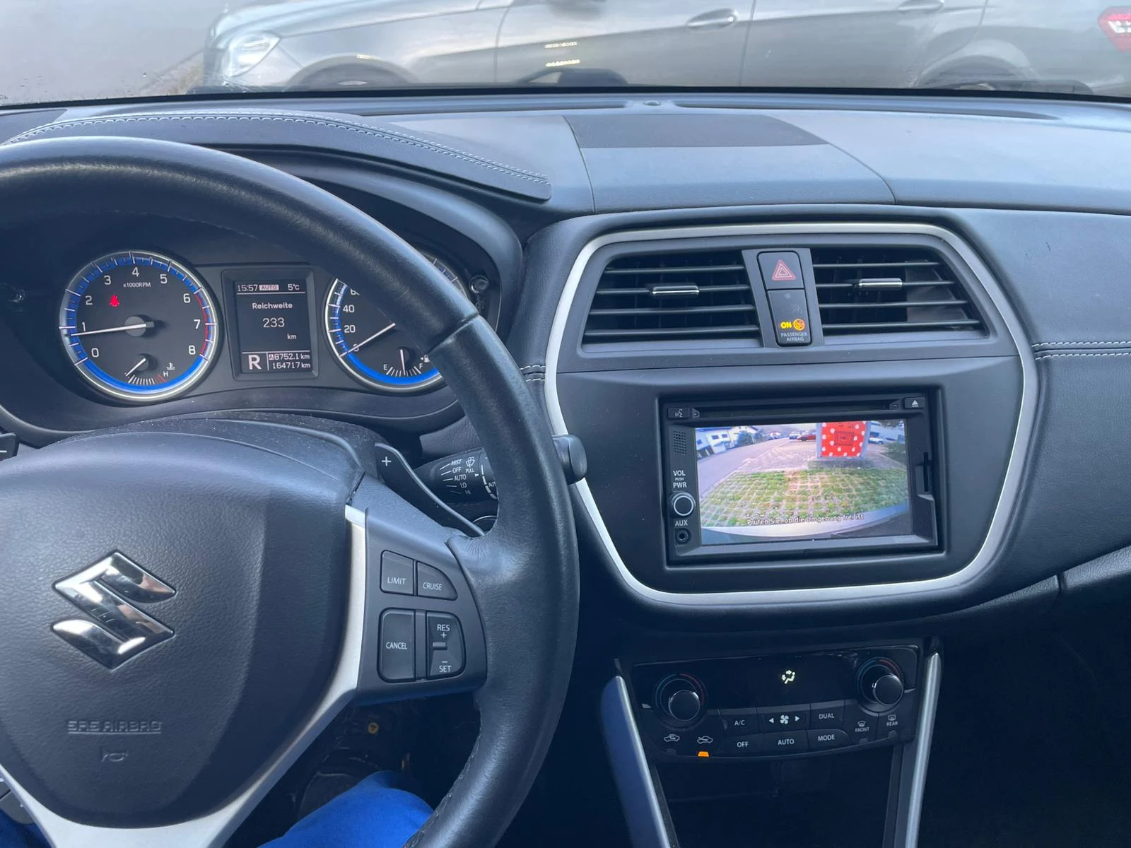 Suzuki SX4 S-Cross 1.6 4WD - изображение 8