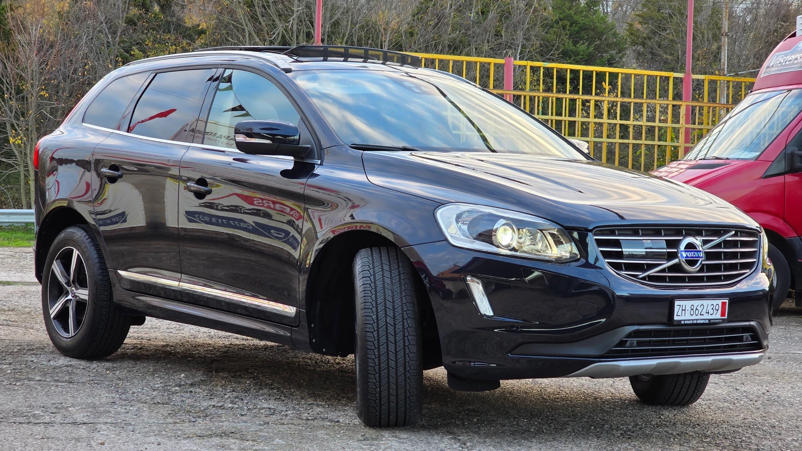 Volvo XC60 2.4 D4/ 98хил.км./AWD/Summum/ШВЕЙЦАРИЯ - изображение 5