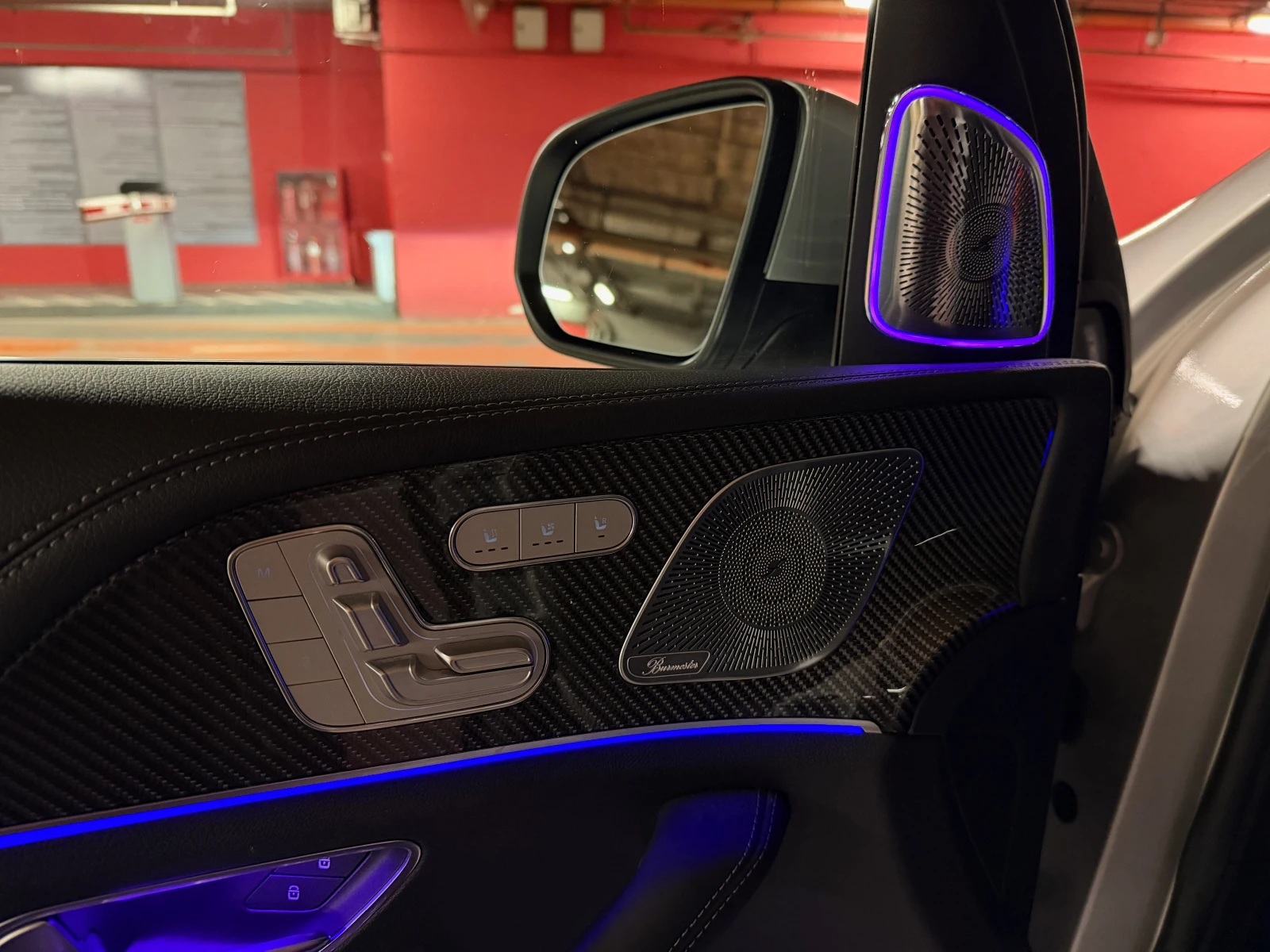 Mercedes-Benz GLE 53 4MATIC BURMESTER 3D HIGH-END AIR BALANCE ПАРФЮМ 1 СОБ, снимка 9 - Автомобили и джипове - 53670967