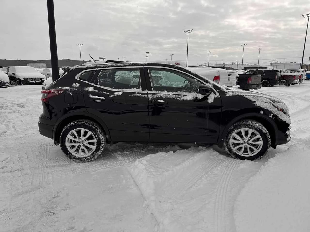 Nissan Qashqai * S * CARFAX * ЦЕНА ДО БГ - изображение 4