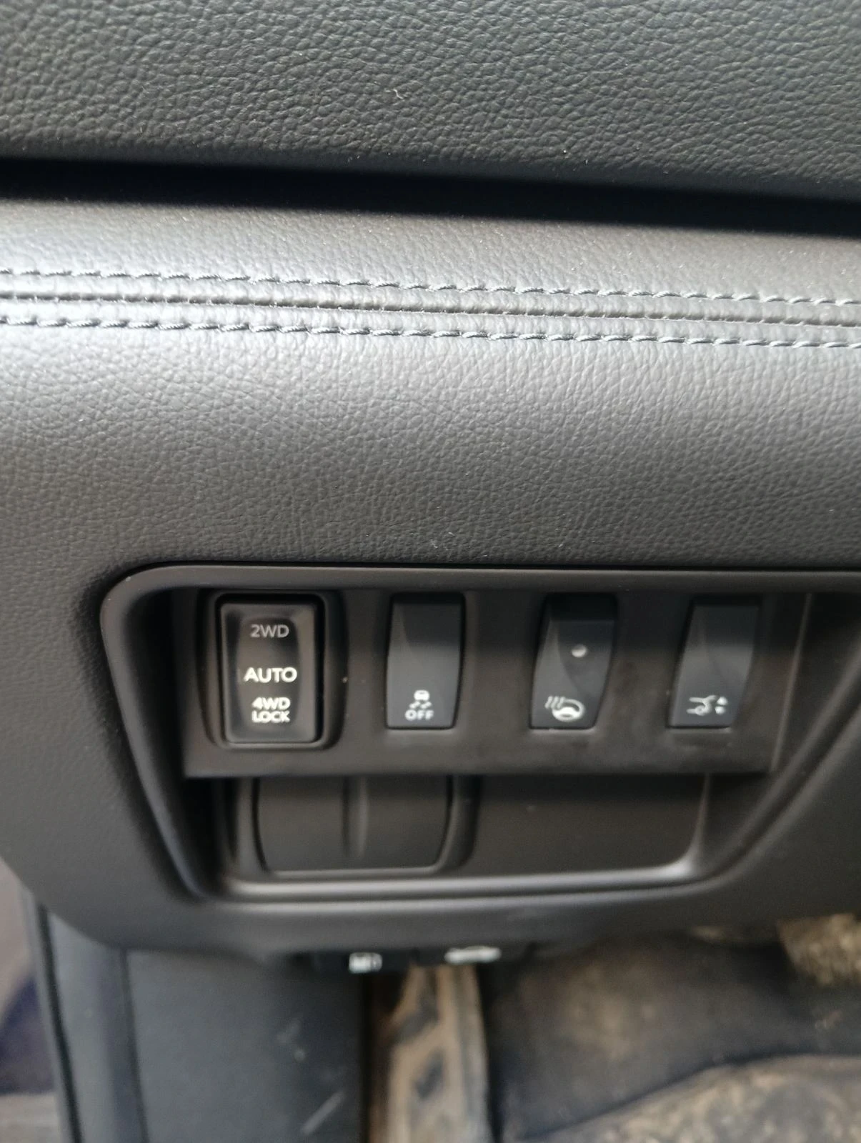 Renault Koleos, снимка 4 - Автомобили и джипове - 54265987