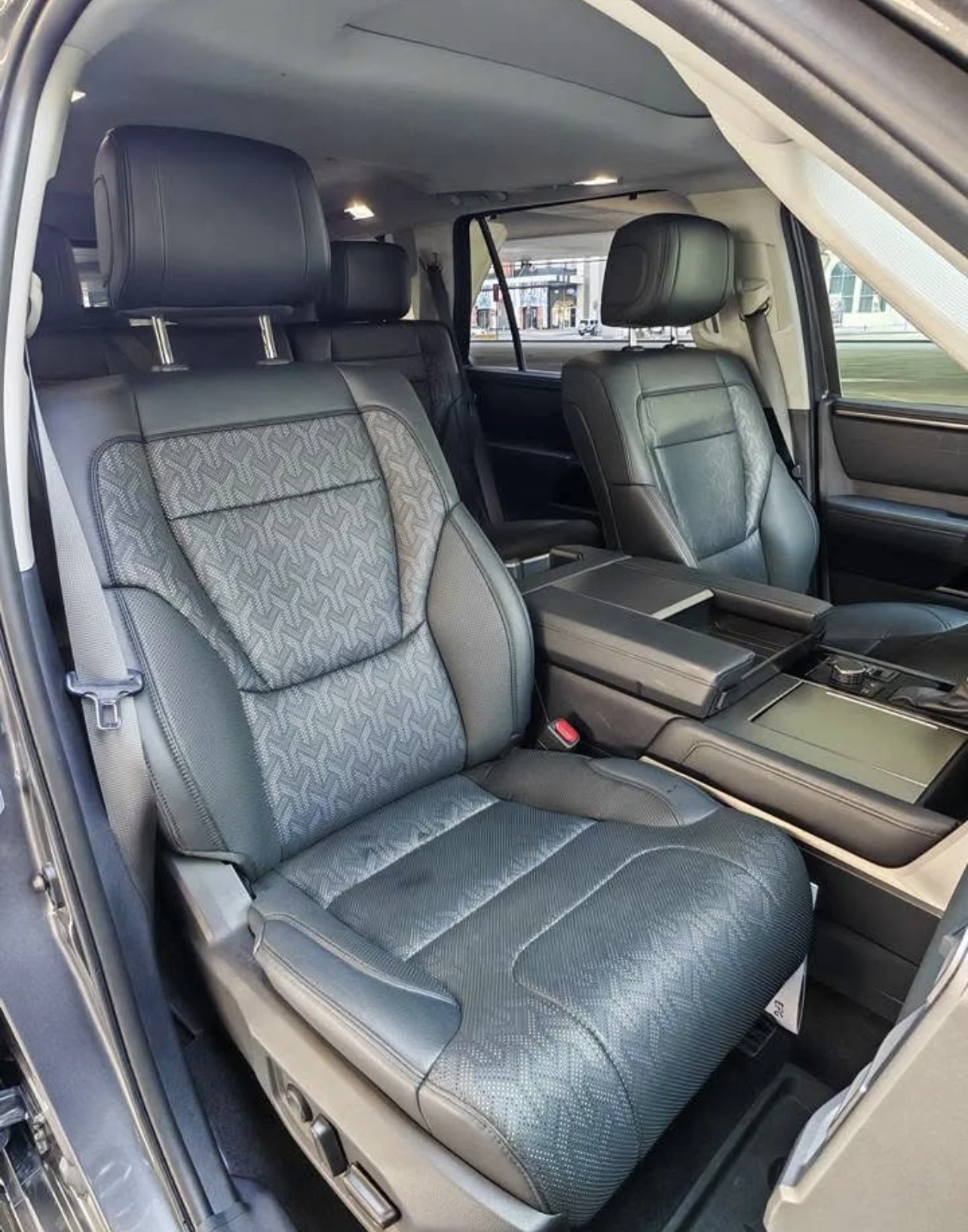 Toyota Sequoia I-FORCE MAX | FULL OPTION 3, 5L 437HP | Mobile.bg � ����������� 8