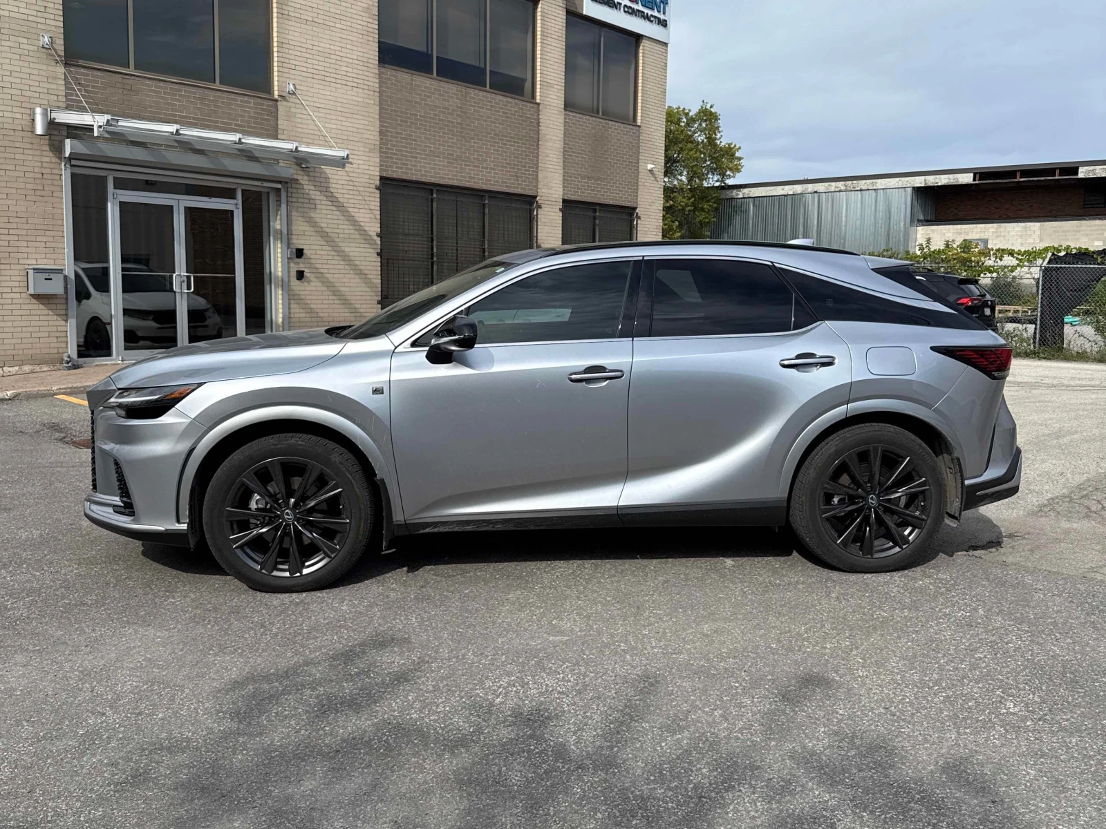Lexus RX 350h  ДИСТРОНИК / 360 / 2 КЛЮЧА / ОБДУХВАНЕ , снимка 3 - Автомобили и джипове - 56117112