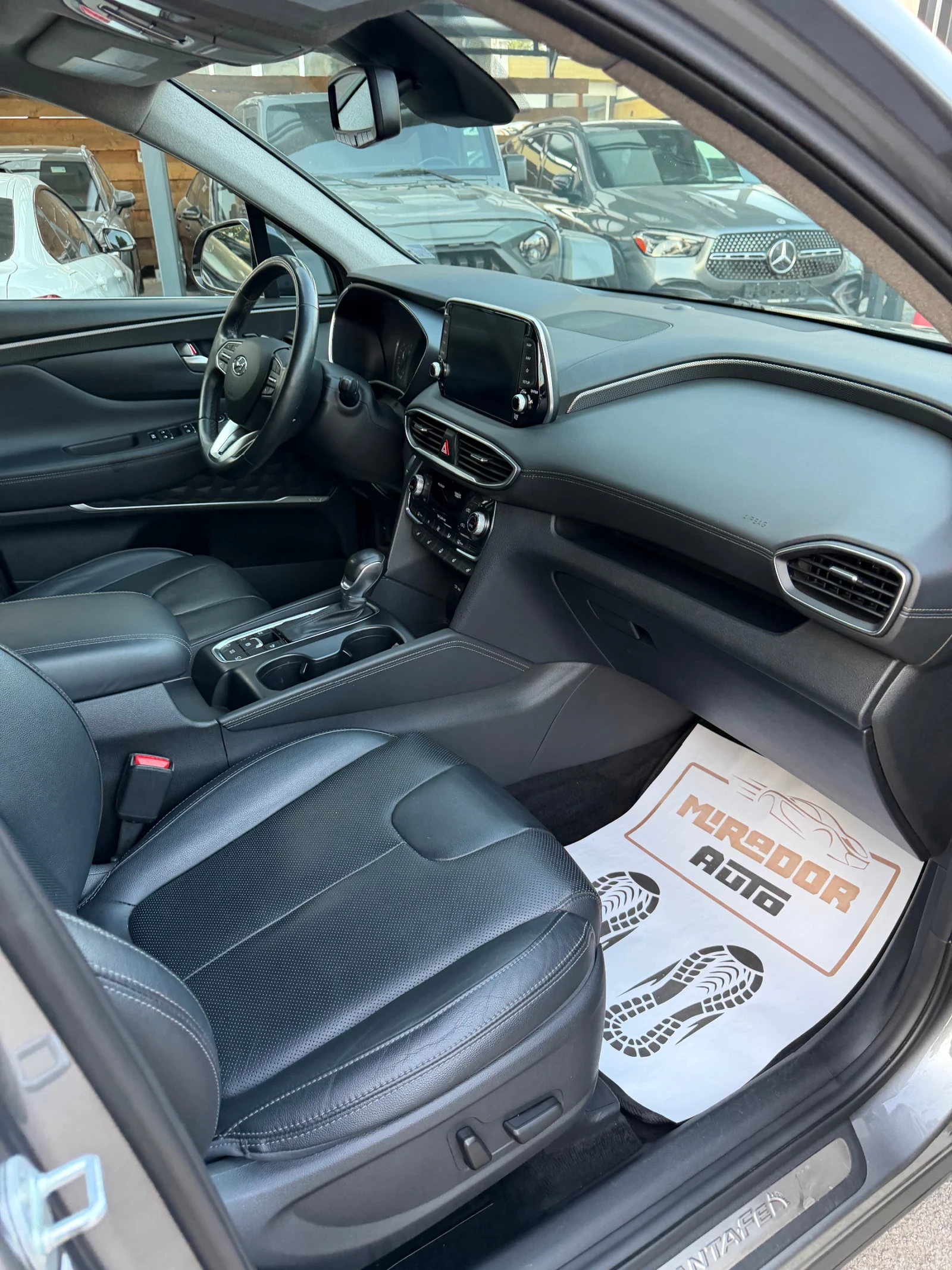 Hyundai Santa fe 2.0T Luxury, снимка 13 - Автомобили и джипове - 56184611