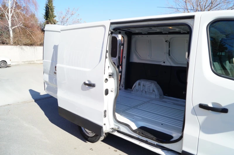 Fiat Talento 1.6d 116к.с., снимка 12 - Бусове и автобуси - 44082351