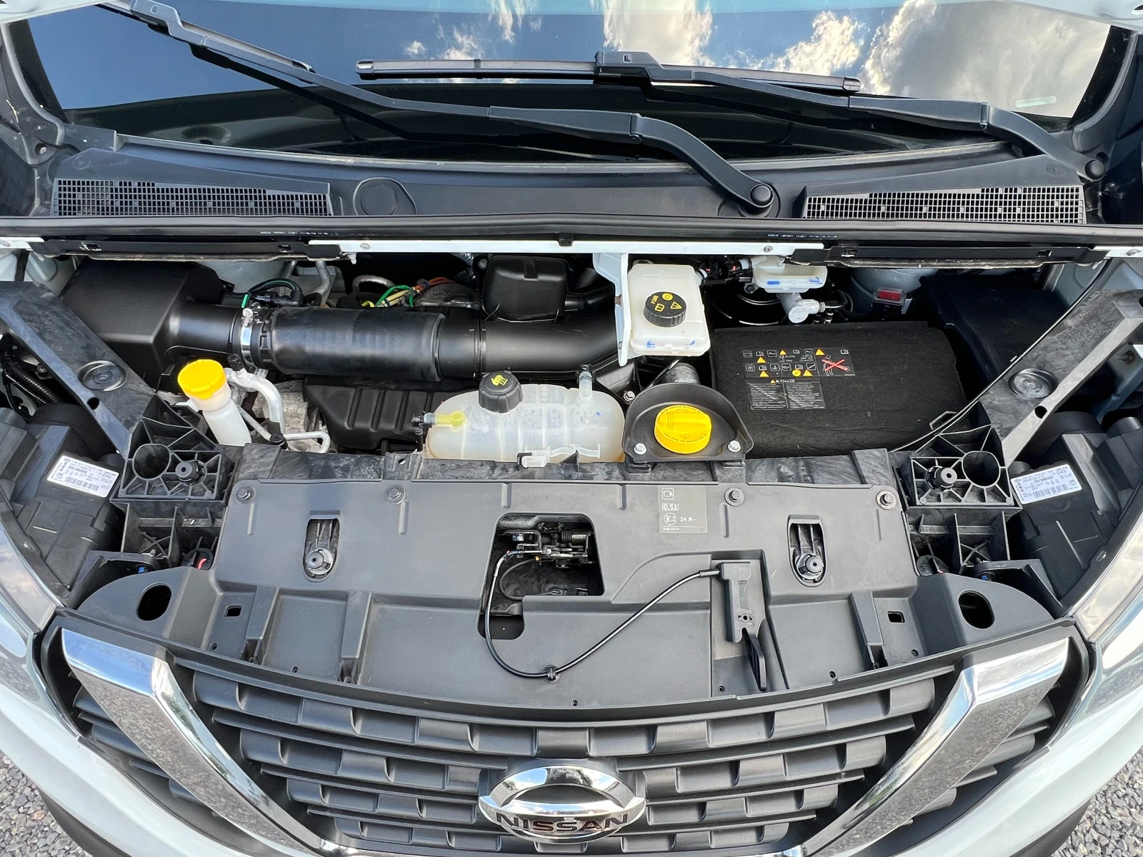 Renault Trafic 2.0DCi 145k.c./Серв. история/160334км./3-МЕСТЕН/, снимка 9 - Бусове и автобуси - 54717444