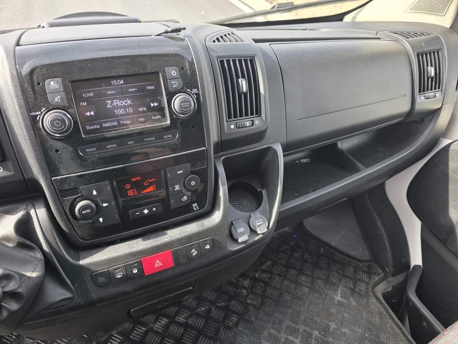 Citroen Jumper, снимка 13 - Бусове и автобуси - 56431049