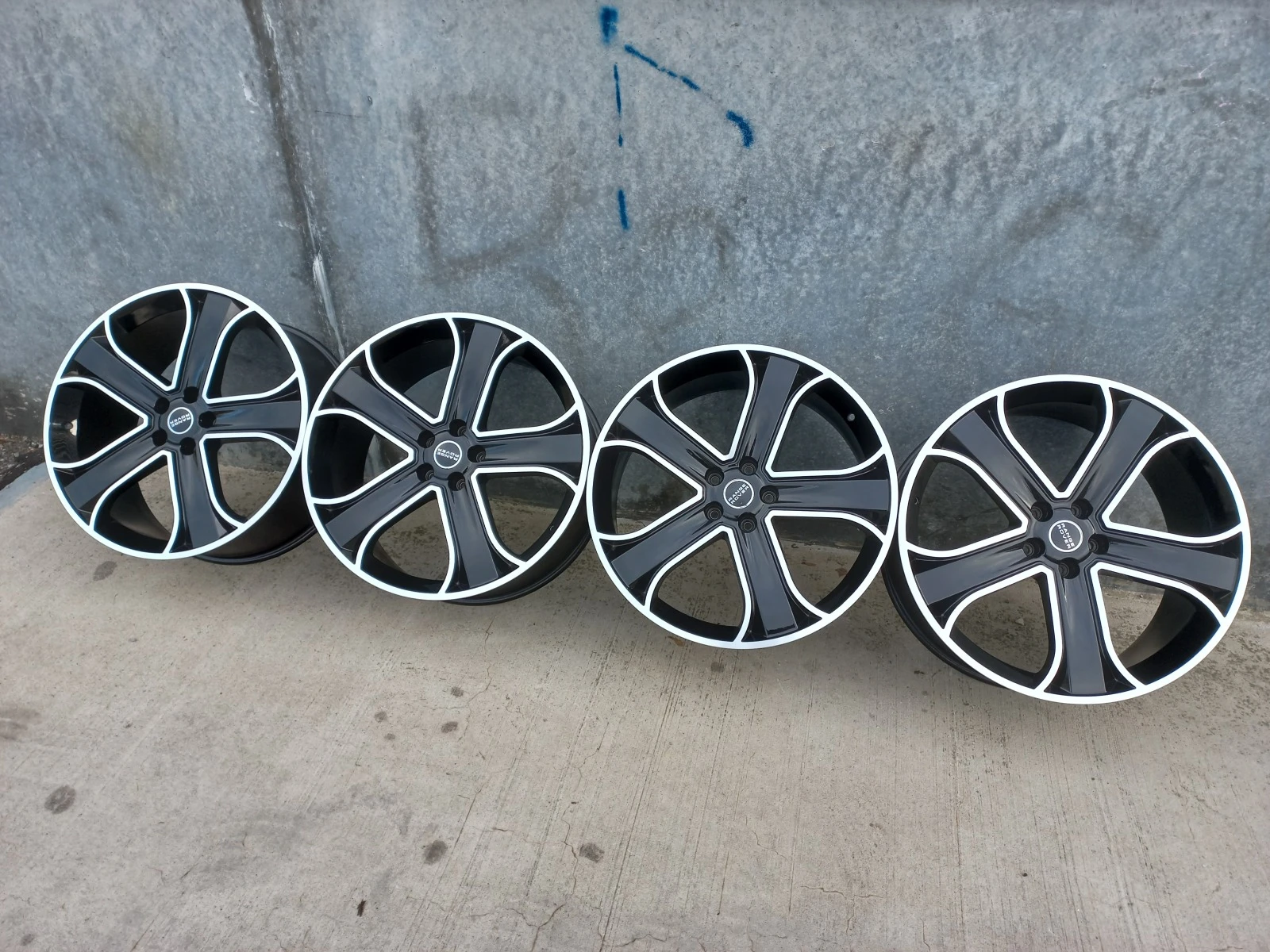   Land Rover | Mobile.bg   12