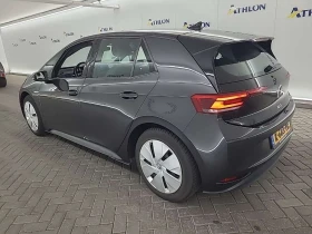 VW ID.3 58 kWh Life - Electric, снимка 2