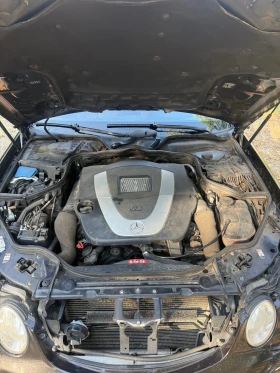 Mercedes-Benz E 280 3.0 V6, снимка 12