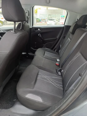 Peugeot 208 Автоматик ГАЗ, снимка 12