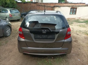 Обява за продажба на Honda Jazz 1.4i-VTEC FACELIFT NAVI ~11 800 лв. - изображение 2