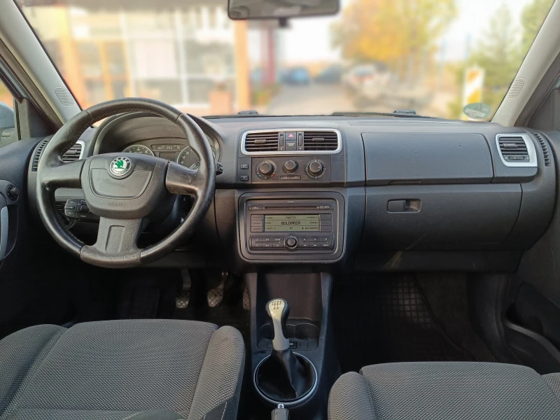 Skoda Fabia 1.6 105 к.с. бензин + газ, снимка 5 - Автомобили и джипове - 46796666