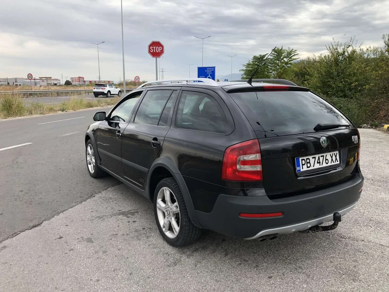 Skoda Octavia 4x4 Scout 2.0tdi, снимка 3 - Автомобили и джипове - 47524767