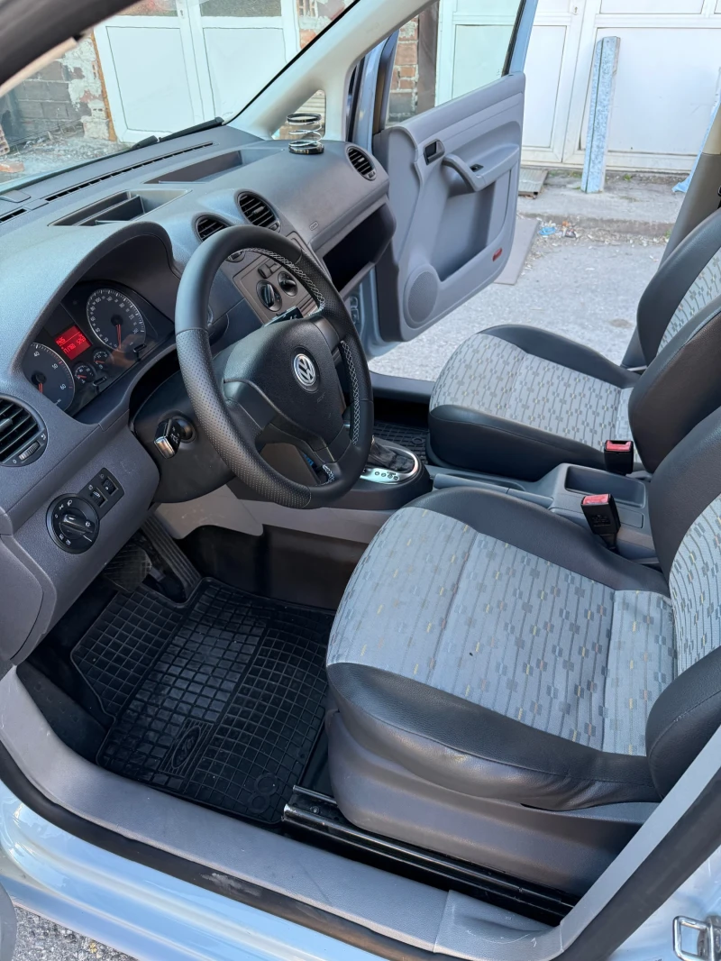 VW Caddy 1.9, снимка 6 - Автомобили и джипове - 47858823