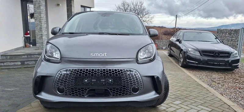 Smart Forfour EQ 60kw, снимка 2 - Автомобили и джипове - 48358570