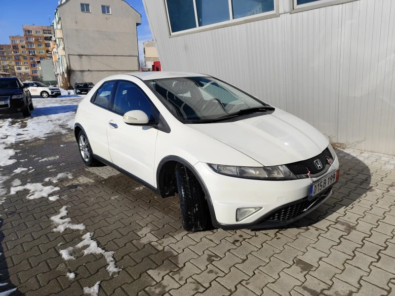 Honda Civic 1.4 БЕНЗИН, 99к.с, БЯЛА ПЕРЛА , снимка 4 - Автомобили и джипове - 48493836