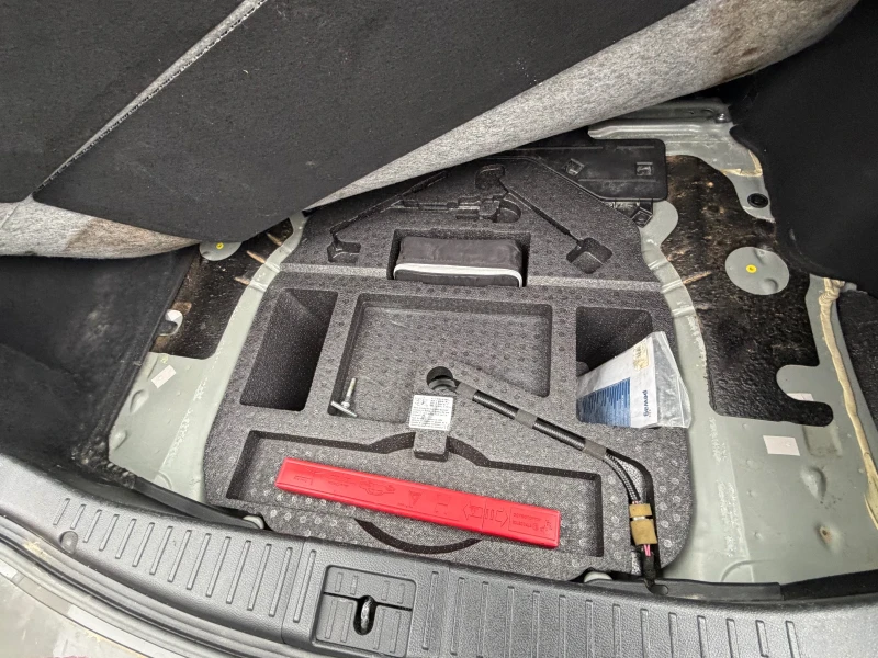 Mazda 6 MZR-CD2.2, снимка 17 - Автомобили и джипове - 51275897