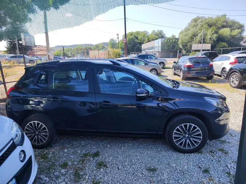 Peugeot 2008 1.2i 82к.с// Обслужен//, снимка 7 - Автомобили и джипове - 51556862