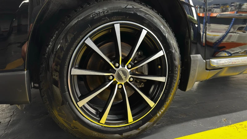 Subaru Outback 3, 6 TOURING, снимка 4 - Автомобили и джипове - 52675655