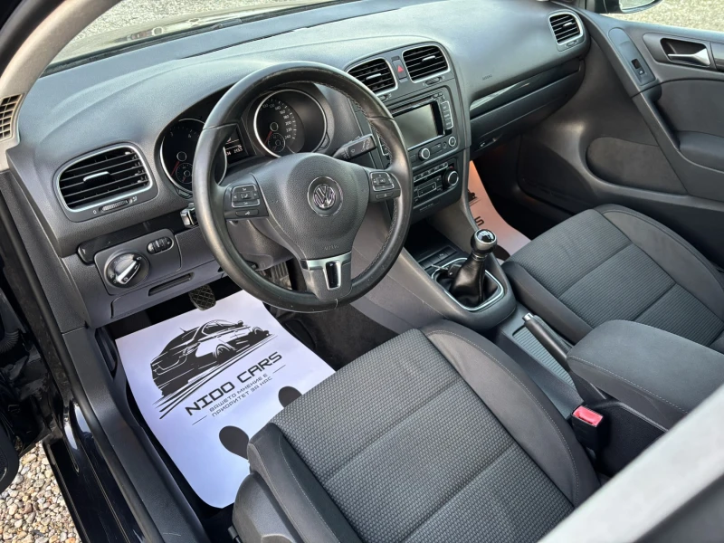 VW Golf VI 1.6TDI, снимка 7 - Автомобили и джипове - 52830804