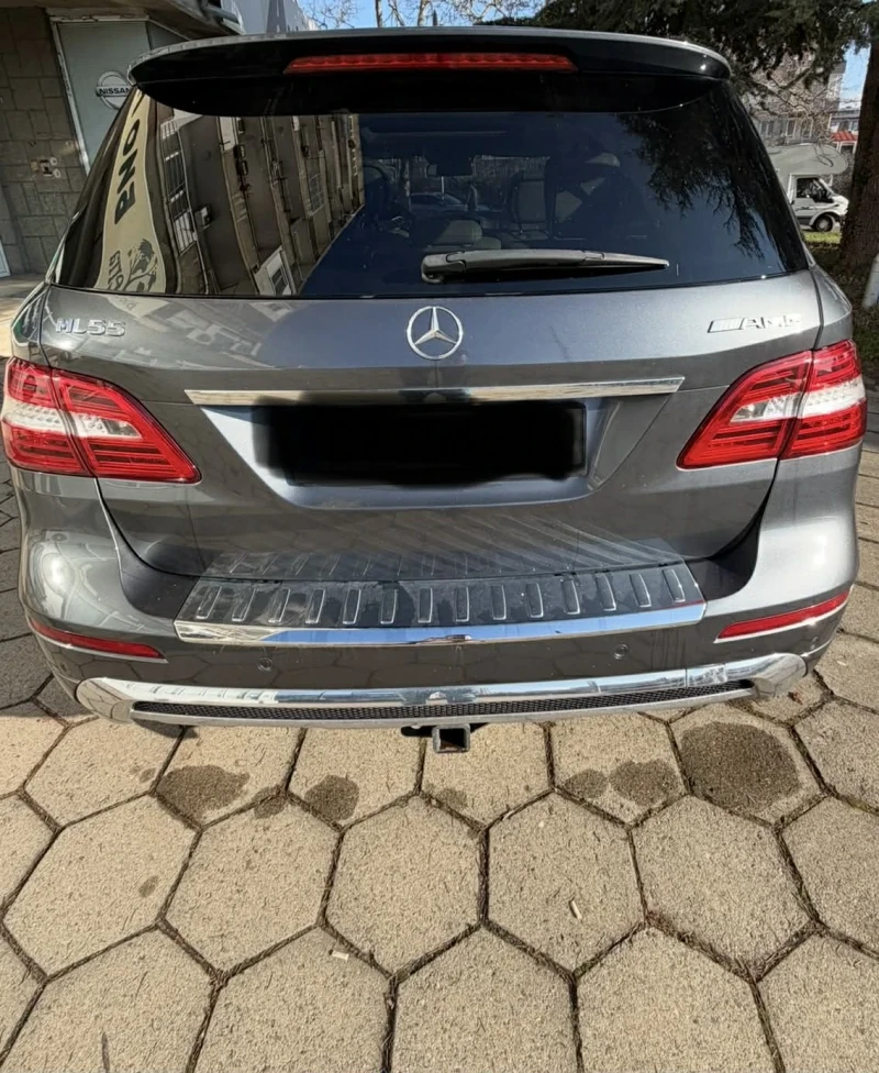 Mercedes-Benz ML 550, снимка 13 - Автомобили и джипове - 53151747