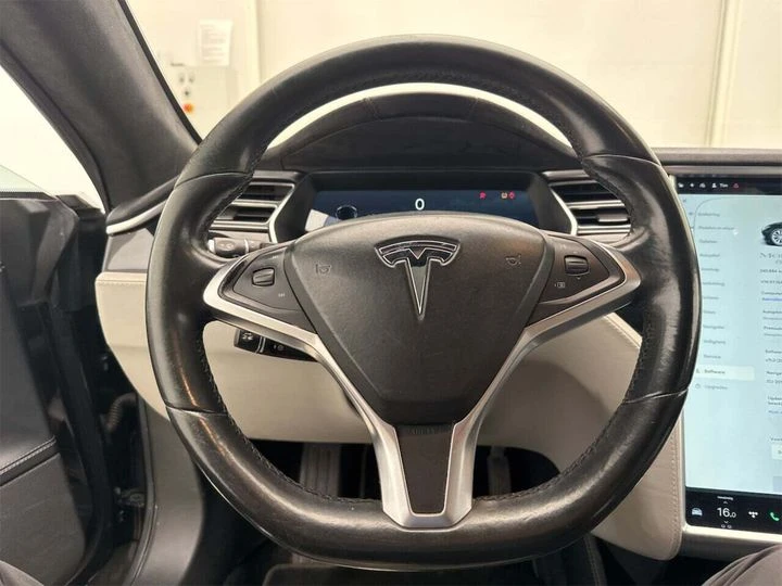 Tesla Model S  4х4 Европейска Автопилот, снимка 5 - Автомобили и джипове - 53931185