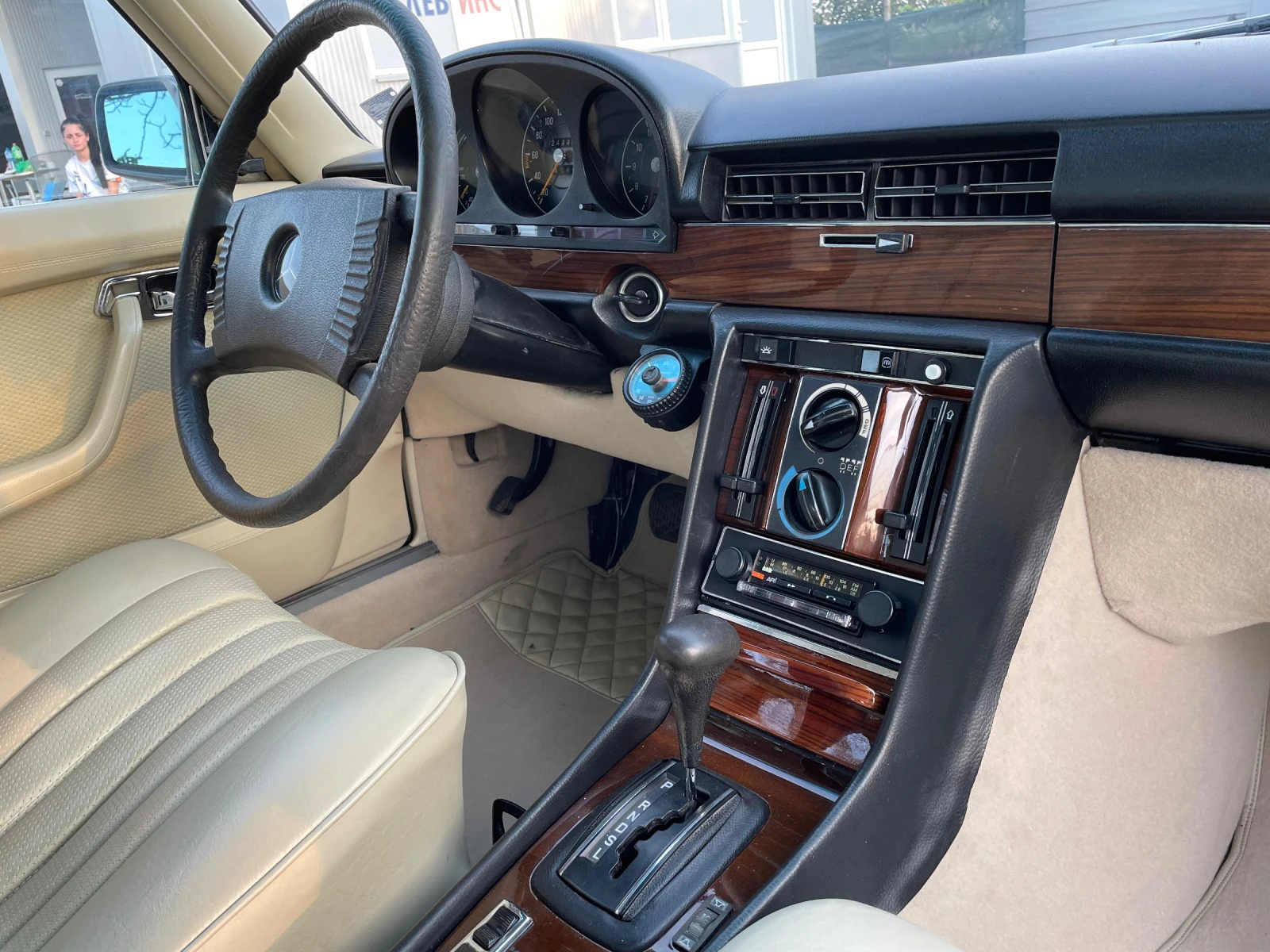 Mercedes-Benz 350 SEL/V8/Automatik/  | Mobile.bg   13