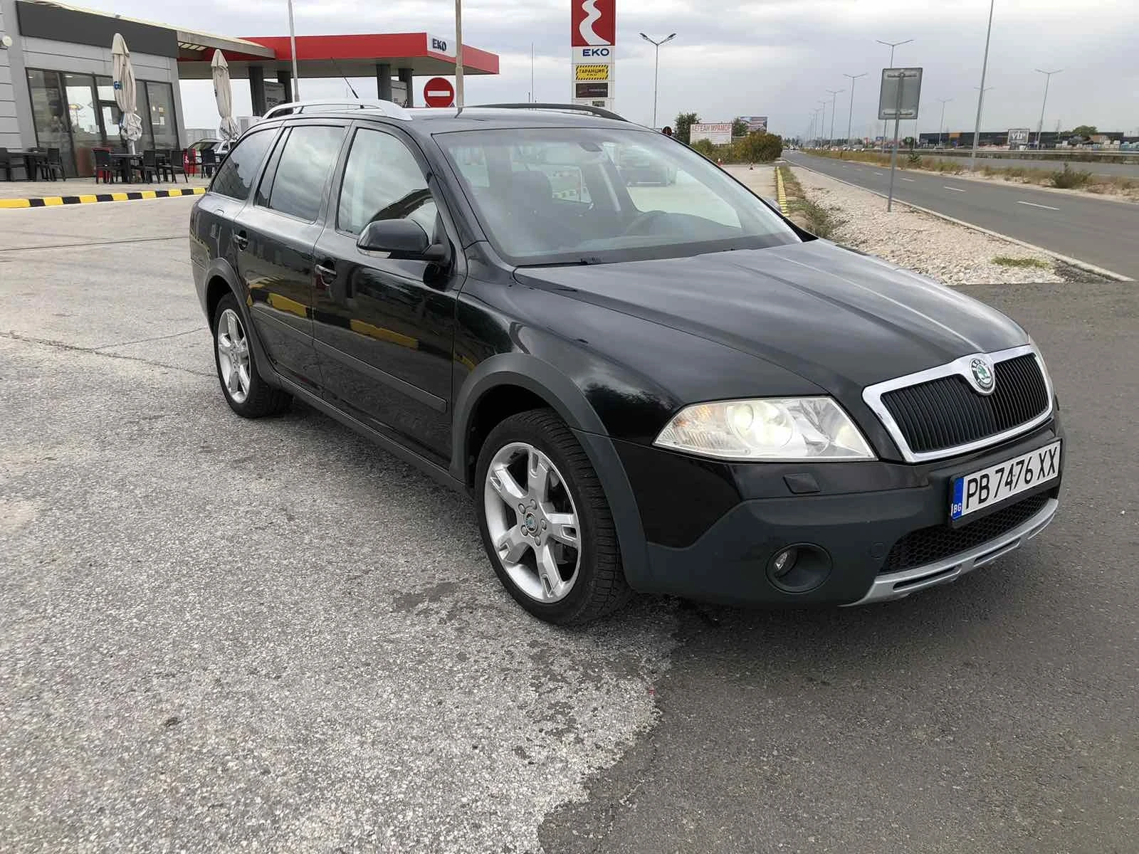 Skoda Octavia 4x4 Scout 2.0tdi - изображение 2