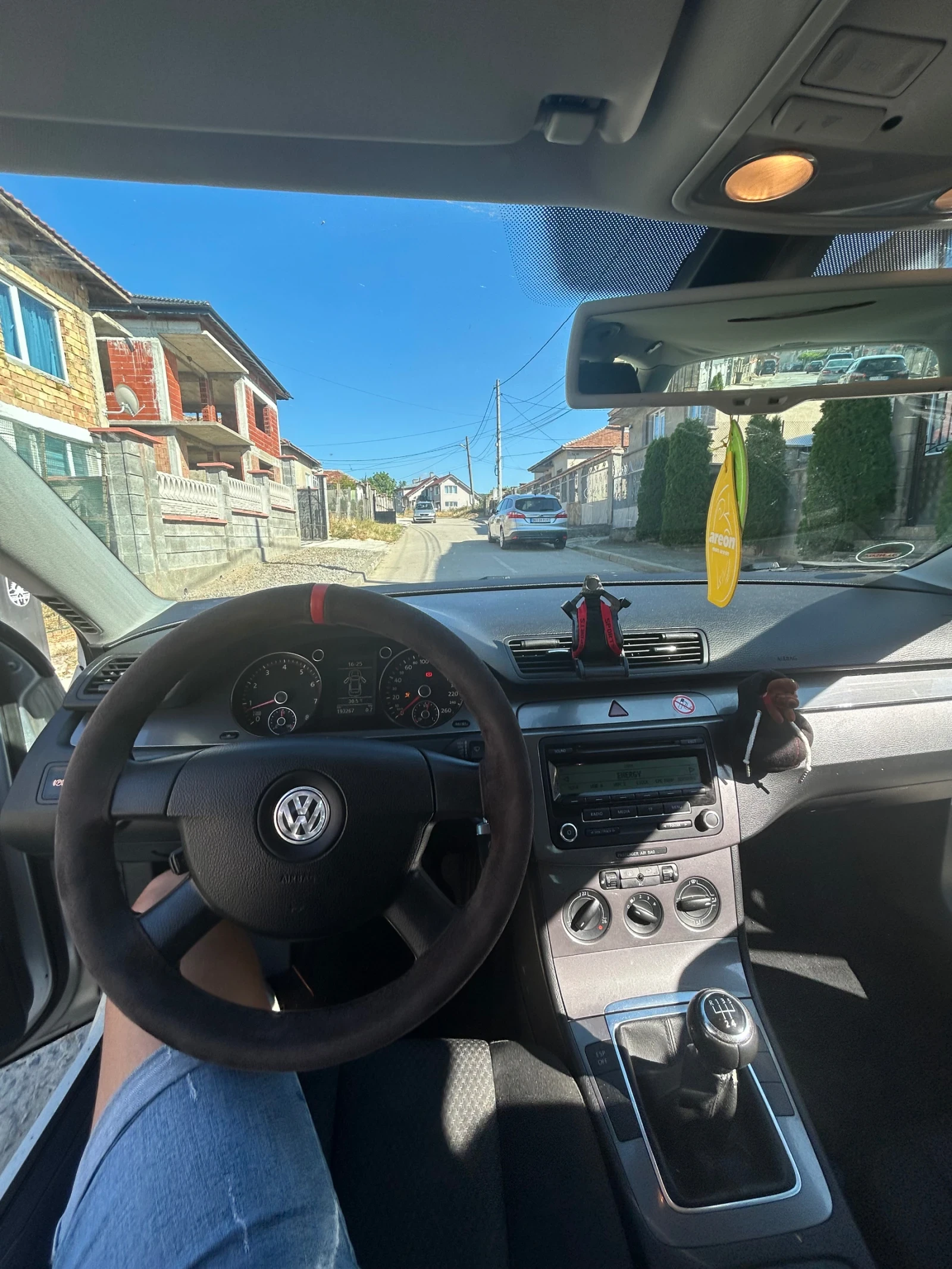 VW Passat  - изображение 7
