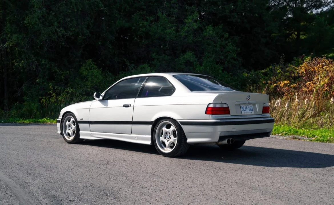 BMW 328 is * * CAR FAX * * АВТО КРЕДИТ * *  - изображение 4