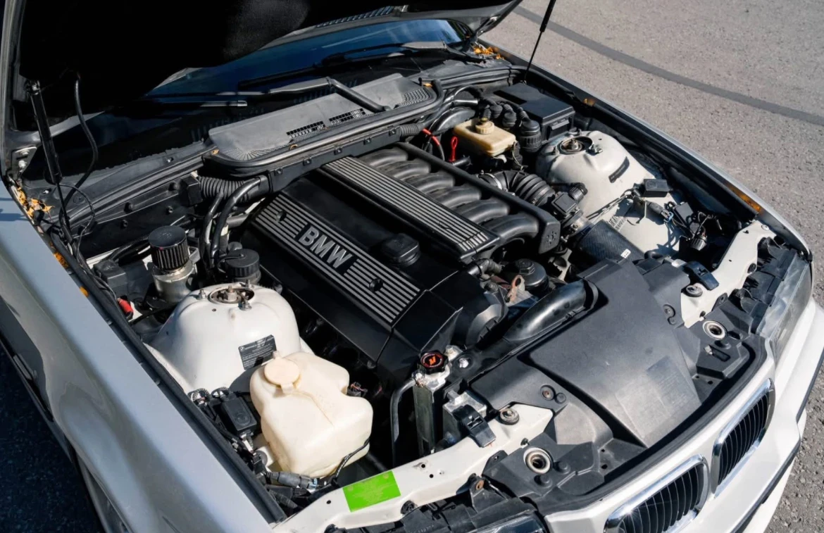 BMW 328 is * * CAR FAX * * АВТО КРЕДИТ * *  - изображение 7
