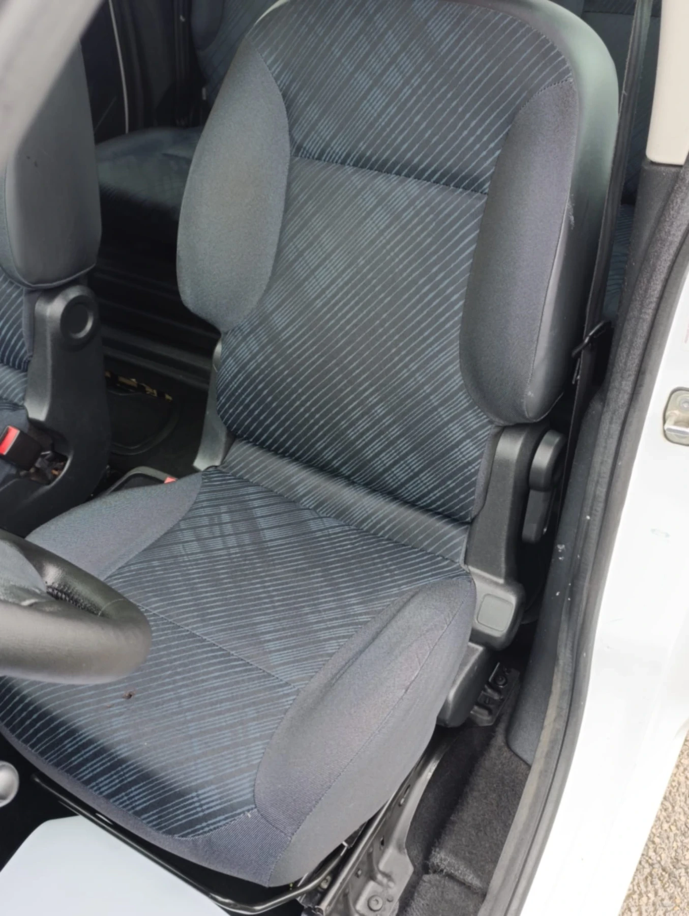 Peugeot Partner 1.6HDi | Mobile.bg � ����������� 11