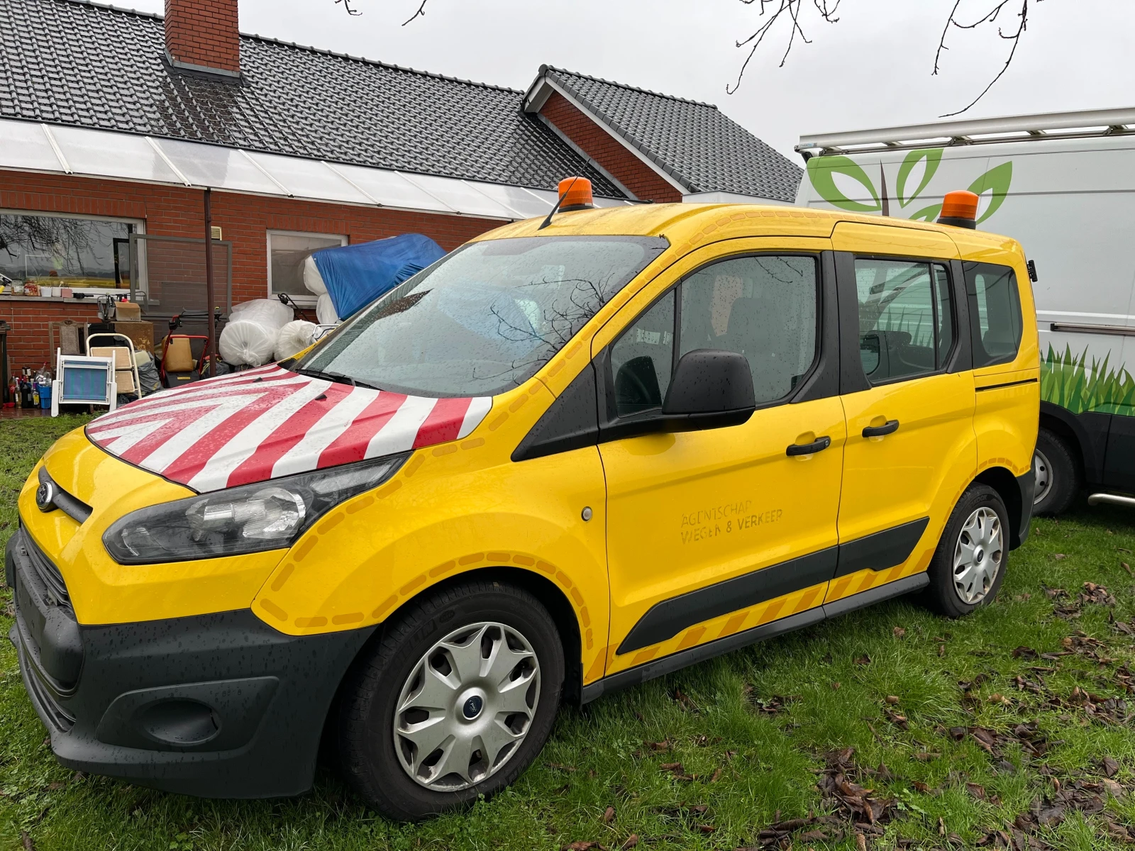 Ford Tourneo Connect Ford Tourneo Connect 1.0 Ecoboost, снимка 4 - Автомобили и джипове - 53728305