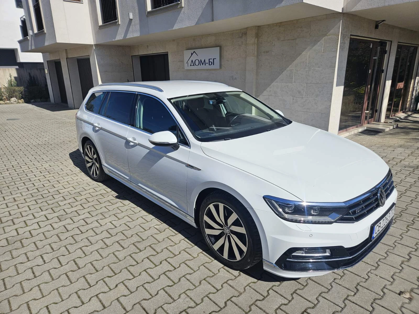 VW Passat, снимка 7 - Автомобили и джипове - 53859827